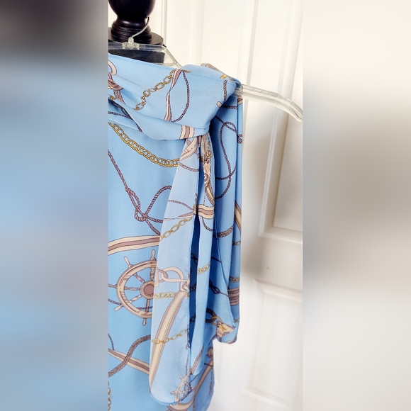 Beautiful silk blouse with shawls tie collar sleeves size 8 in baby blue - Picture 2 of 6